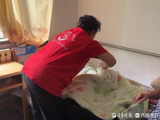 九游会J9平台：把服务送上门长清区家庭养老床位服务为失能老人解决医养难题(图3)