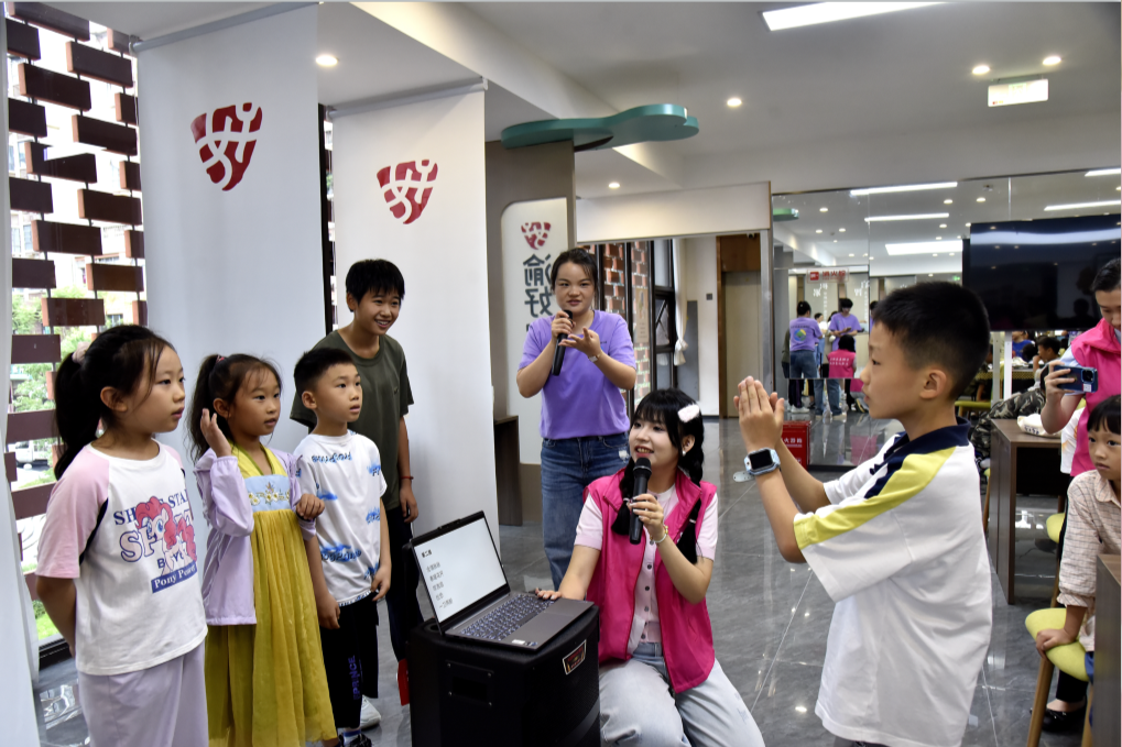 重庆綦江：“渝好空间”为暑期生活添彩(图1)