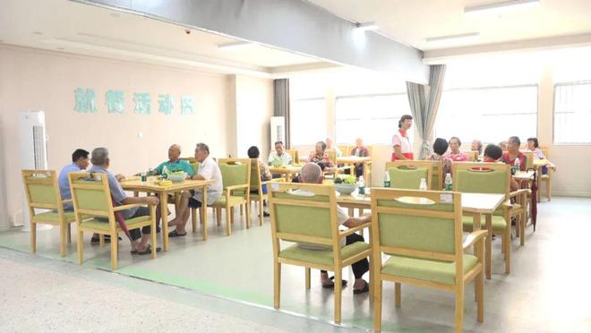 九游会J9网站：惠东县第三人民医院医养结合服务中心投入试运营(图2)