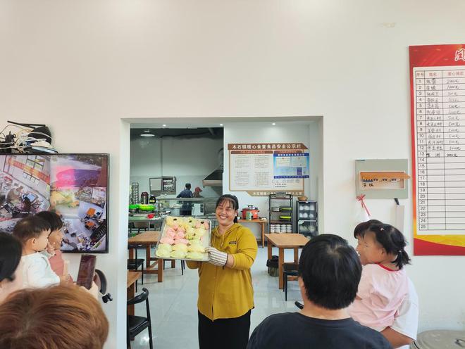 滕州市木石镇开展“荷善大姐”家政技能培训进村（社区）活动(图4)