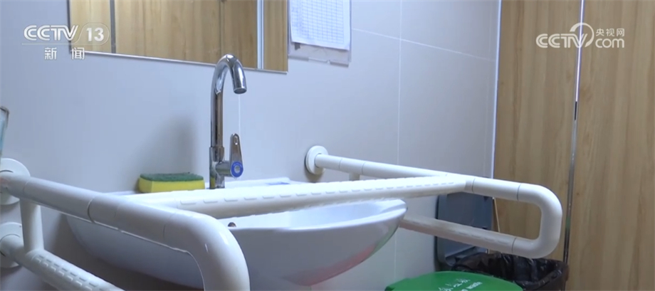 为完善老年健康体系我国不断探索医养结合服务模式(图1)