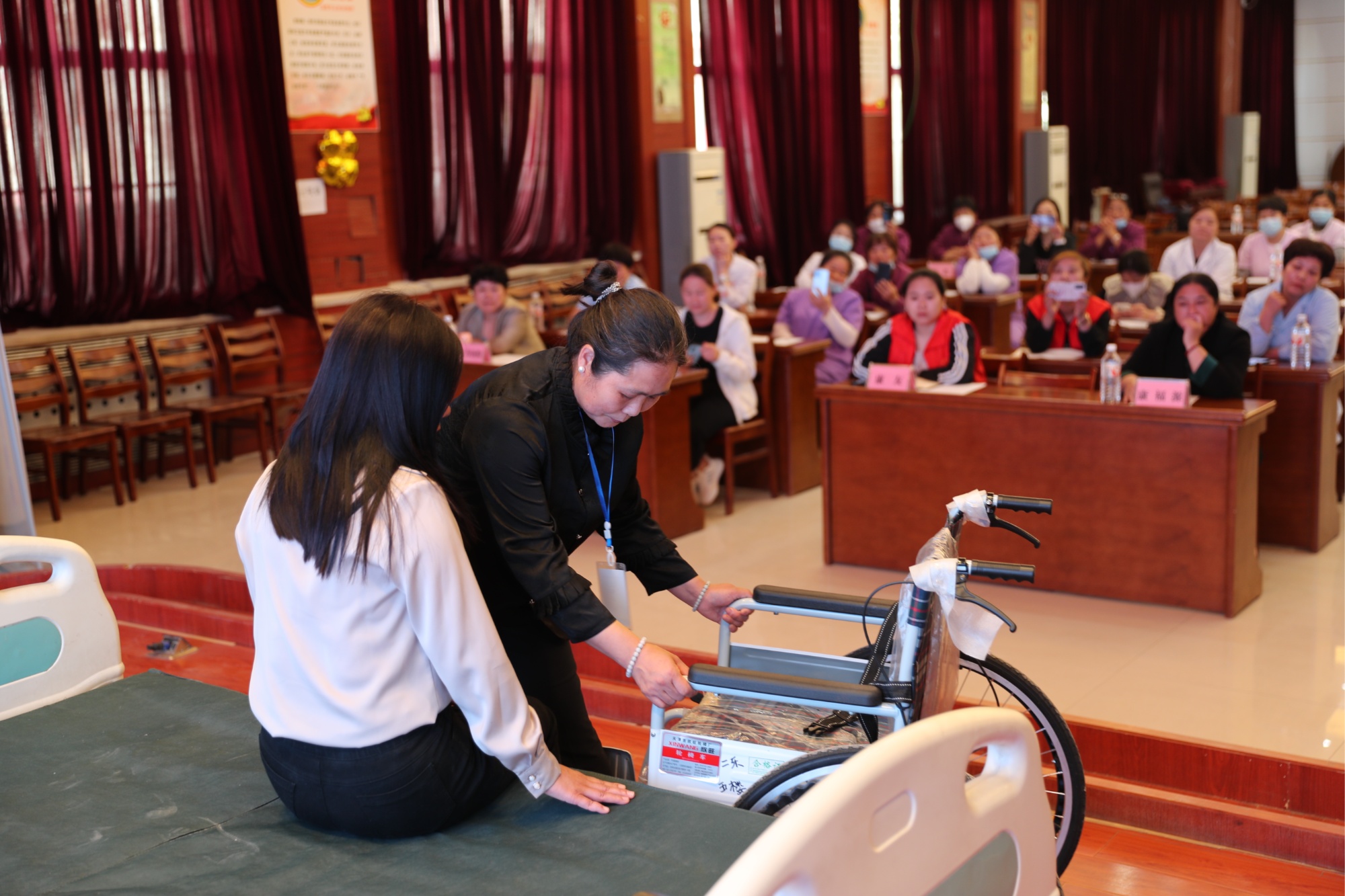 河北顺平：开展养老护理员职业培训完善社会养老服务体系(图2)