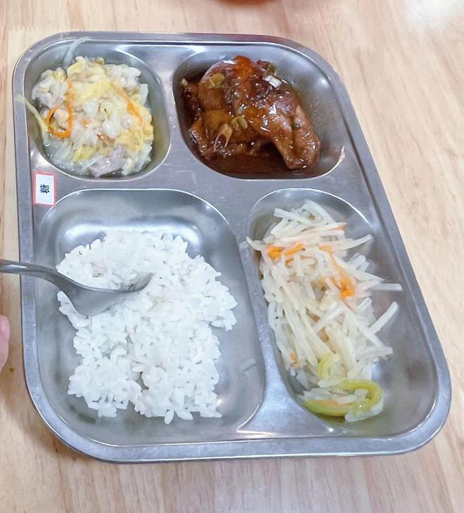 100岁老人就有10名的养护院究竟什么样？(图12)