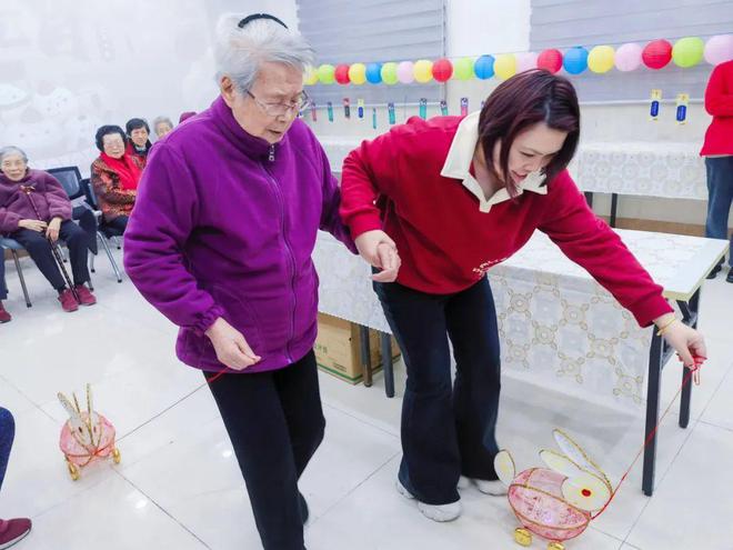 100岁老人就有10名的养护院究竟什么样？(图18)