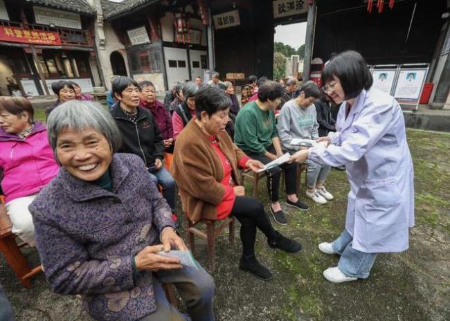 我国失能老年人约3500万长期照护难题亟待解决(图3)