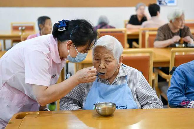 3500万失能老人如何照护？(图2)