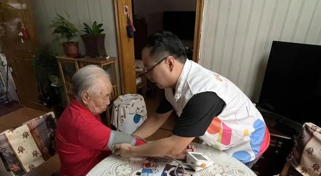 这项服务很贴心黄浦老人都说好(图3)