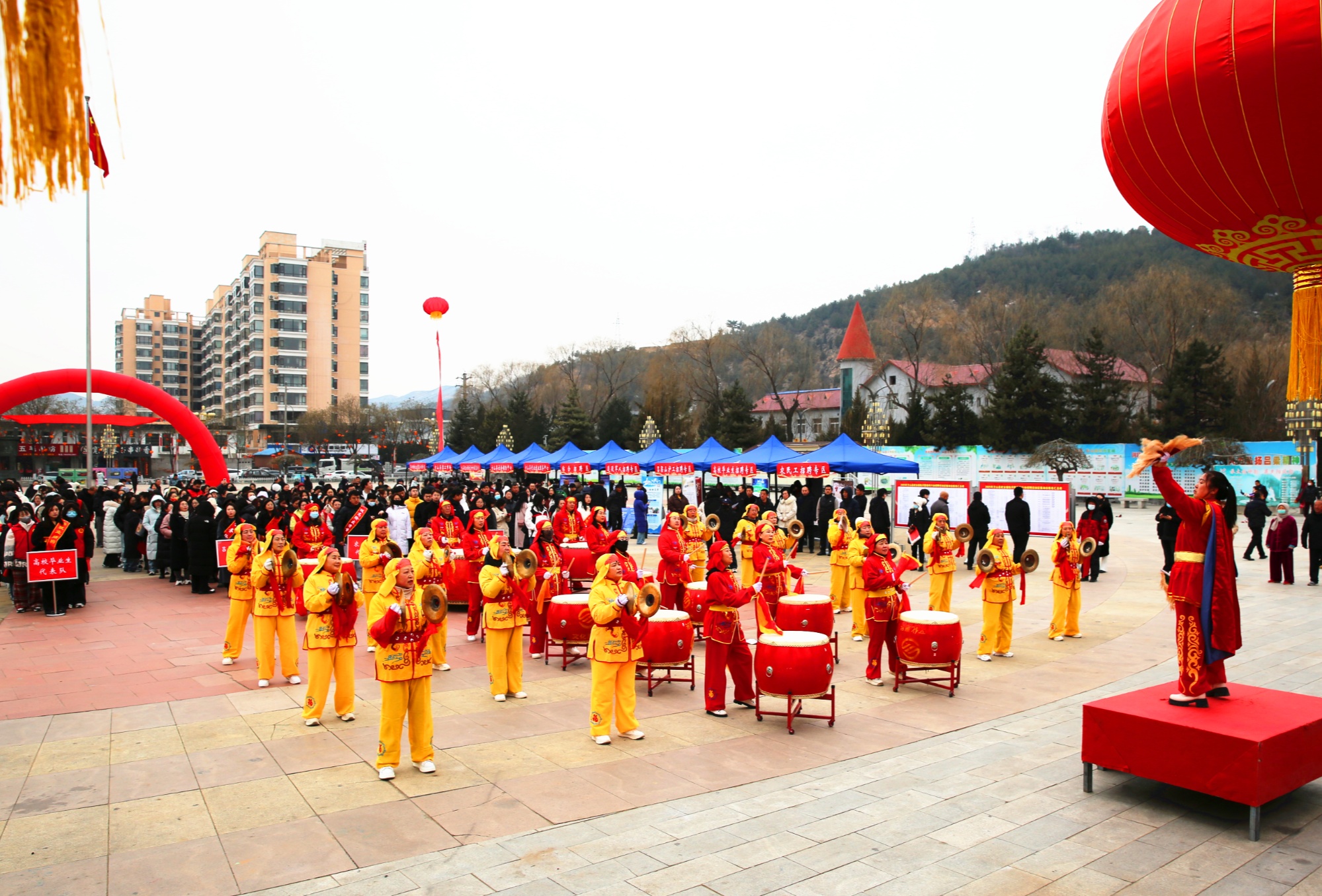 山西方山举行“春风行动”专场招聘会(图4)