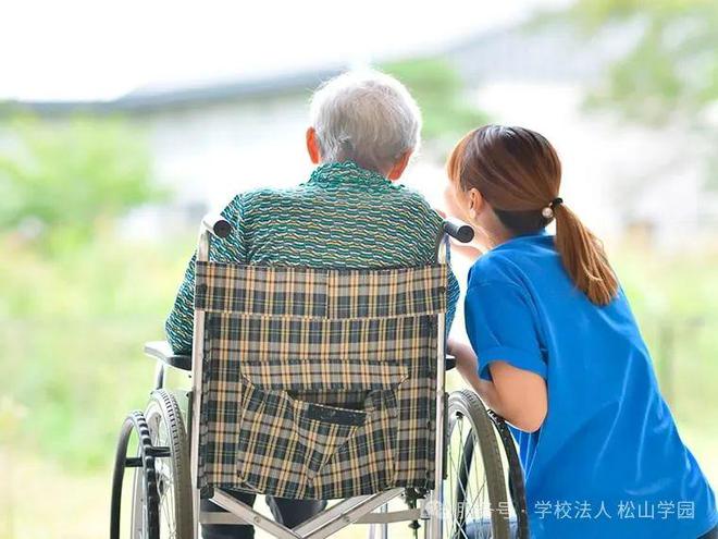 九游会J9平台：风口上的养老护理人才：中日就业行情谁更胜一筹？(图12)