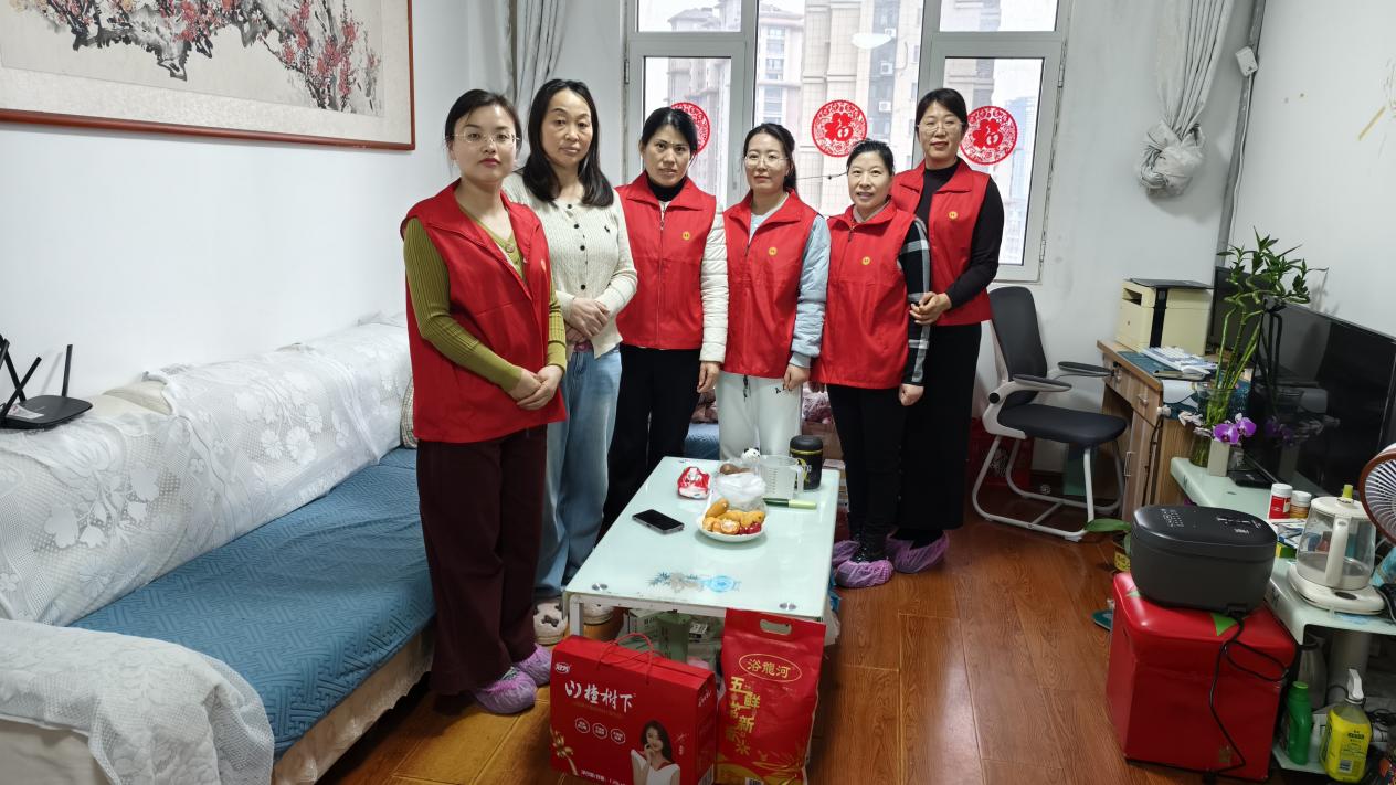 隐珠街道总工会引领家政行业践行雷锋精神志愿服务温暖人心(图5)