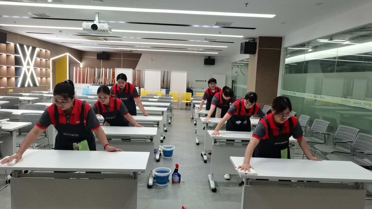 京东家政招募10万保洁师2025年业务将拓展至百城(图2)