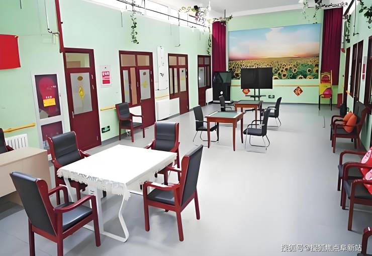 九游会J9网站：预约参观指南龙振养老小关老年家园-2025最新收费护理服务电话咨询(图4)