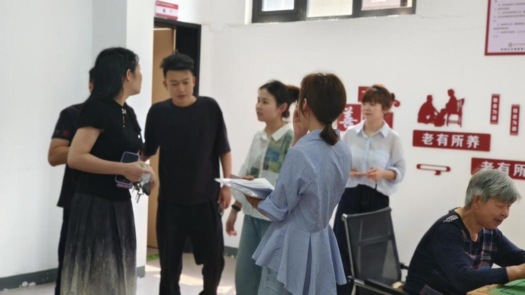 长沙市望城区丁字湾街道开展居家养老服务机构安全生产和规范运营专项检查行动(图2)