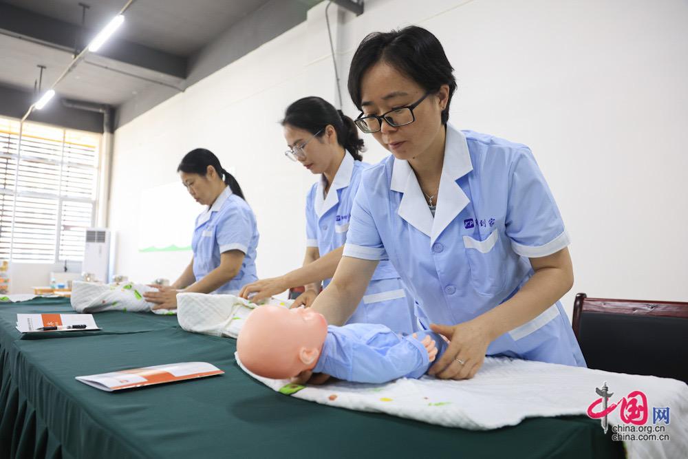 广东河源：技能提升促就业家政服务助振兴(图2)