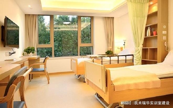 九游会J9平台：聚焦失智老年人照护实训室建设优化人才培养新路径(图1)