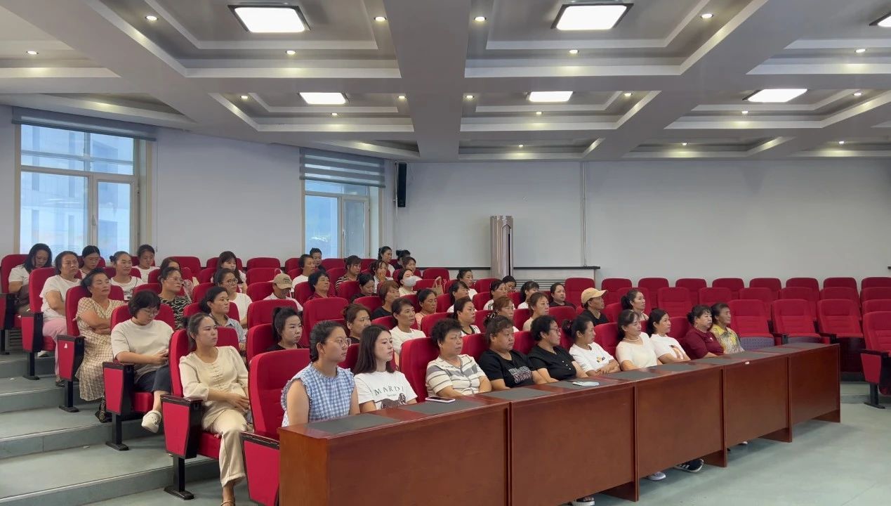 安图县启动“巾帼助边”家政技能培训(图2)