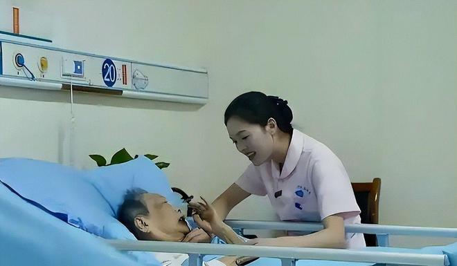 九游会J9网站：“网约护士”曝光亲自上门服务一次几百块有人4年接3000单(图12)
