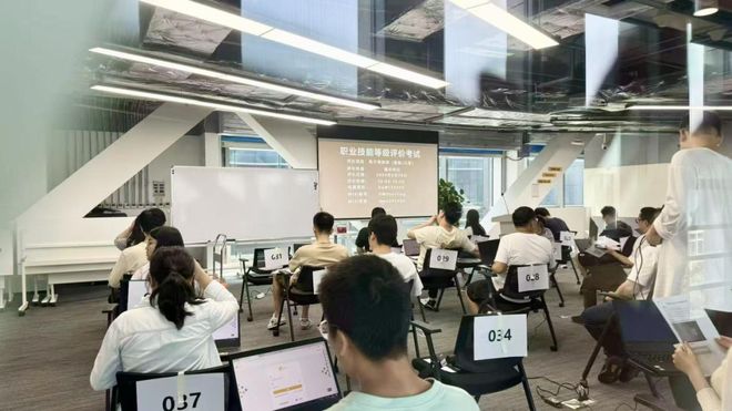 服务区域重点产业发展长宁这样做→(图2)