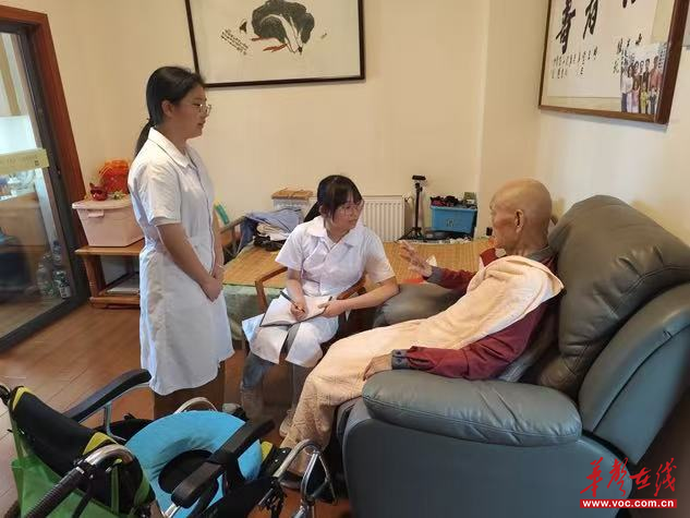 科技守护银发人生湘潭医卫学子以智慧照护破解失能老人压疮难题(图3)