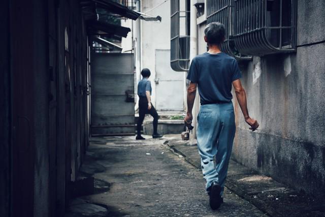 住家保姆的假日游荡在街头(图6)