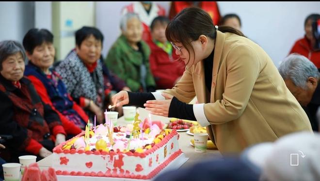 东营经济技术开发区金水社区：“五维赋能”织就银发幸福家(图2)