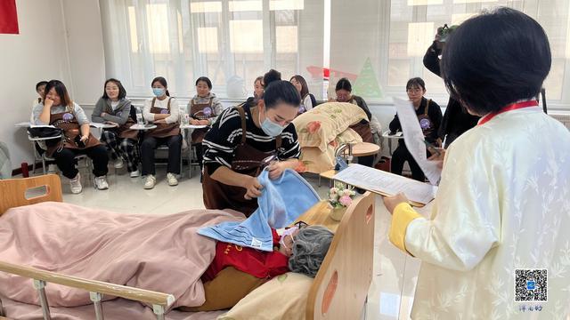 天津津南：“家政”小擂台亮出“真功夫”(图1)