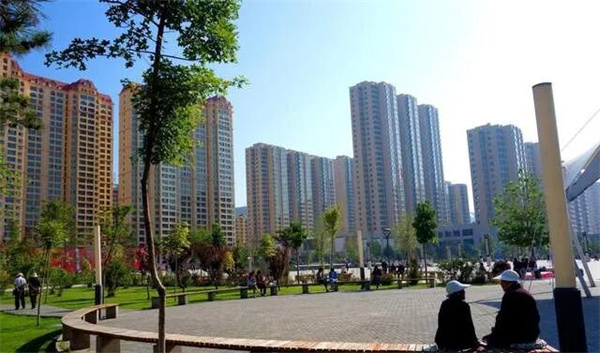 红古区丨密织公共服务网络用心呵护“一老一少”(图1)