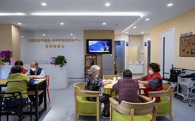 养老院也开始退场了到2025年后将迎来很多养老院的“闭院潮”(图1)