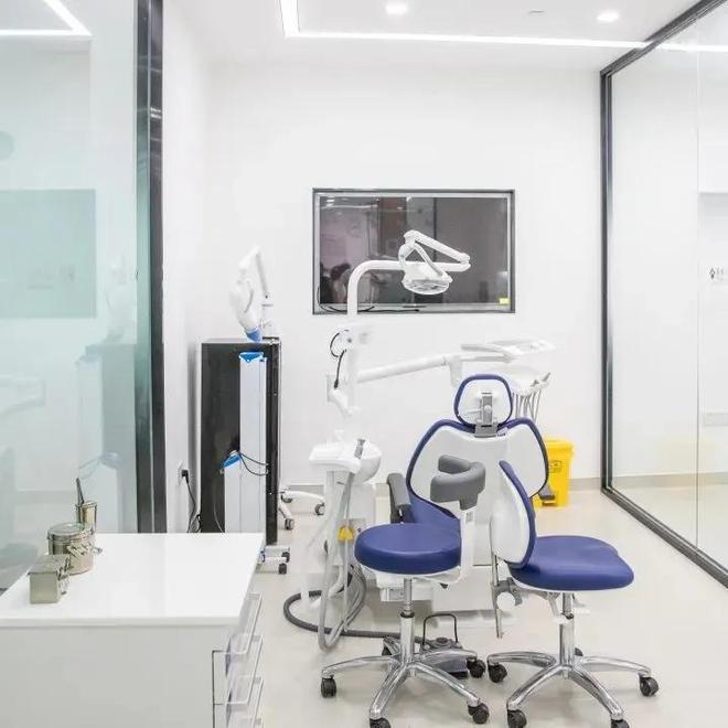 郑州看牙纠结选哪家？(图2)