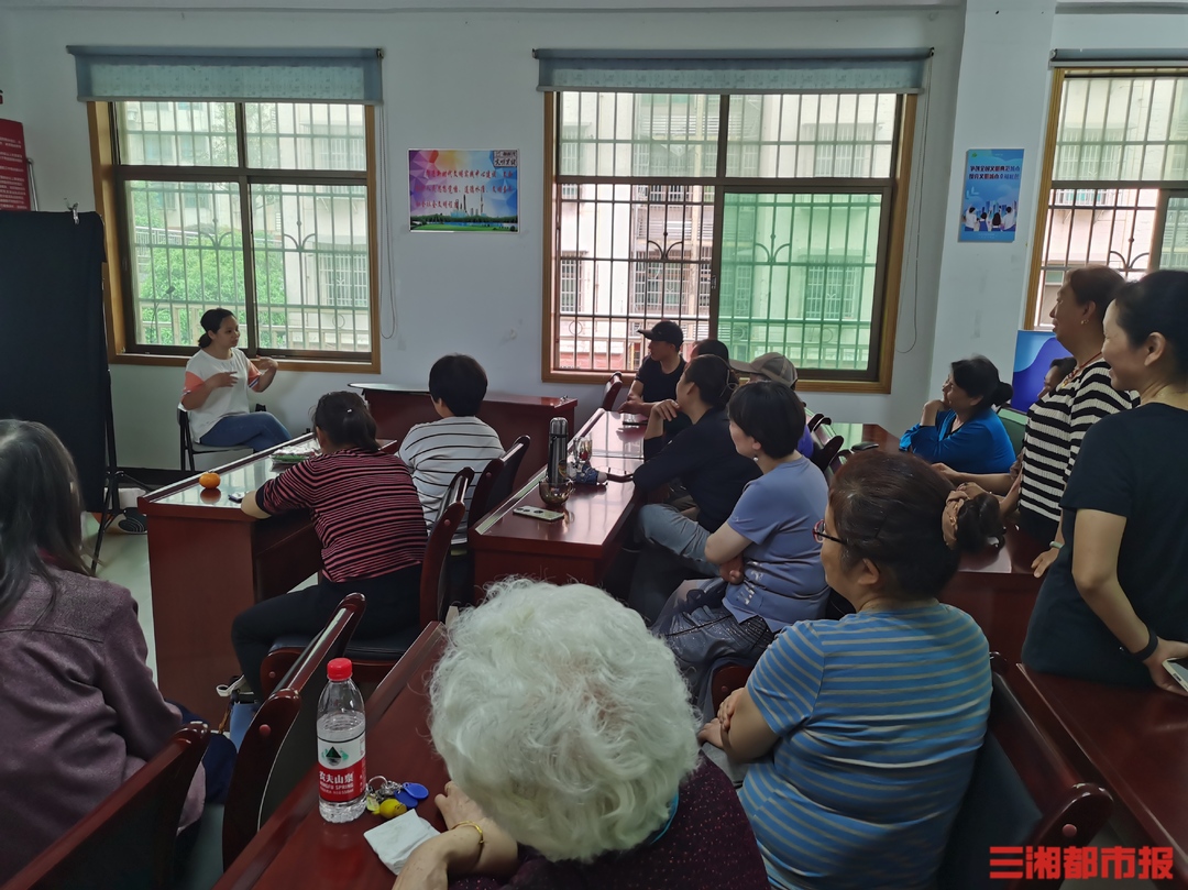 越来越多老人选择家门口养老湖南养老服务升级托起幸福晚年(图3)