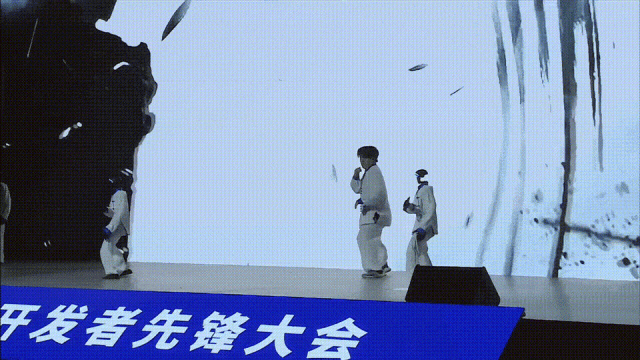 九游会J9网站：硅谷还在「卷PPT」中国机器人大军上岗！看呆歪果仁(图3)