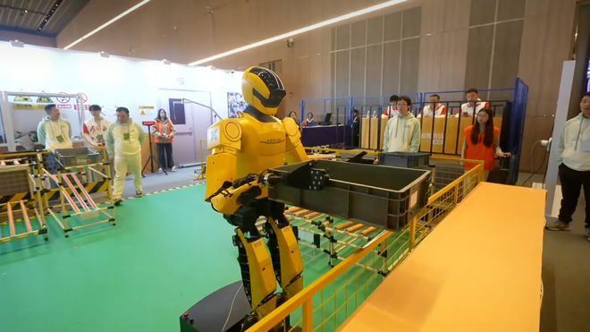九游会J9网站：硅谷还在「卷PPT」中国机器人大军上岗！看呆歪果仁(图13)