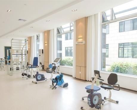 上海2026嵩泰护理院：专业老年护理服务家属真实体验分享(图3)