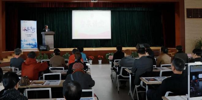 健康公益课守护夕阳红！市立医院与老年大学联合举办健康科普义诊(图1)