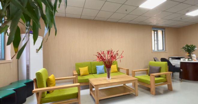 九游会J9网站：上海金色晚年护理院真实地址公开、联系电话直达、入住多少钱速看(图5)