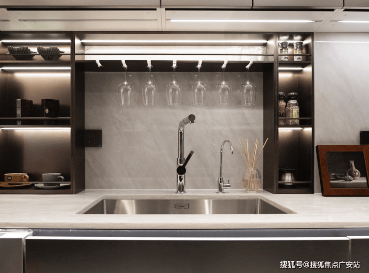 保利外滩启【认证】售楼处电话_上海保利外滩启营销中心24小时热线楼盘测评+最新房价-楼盘详情-配套-电话(图23)