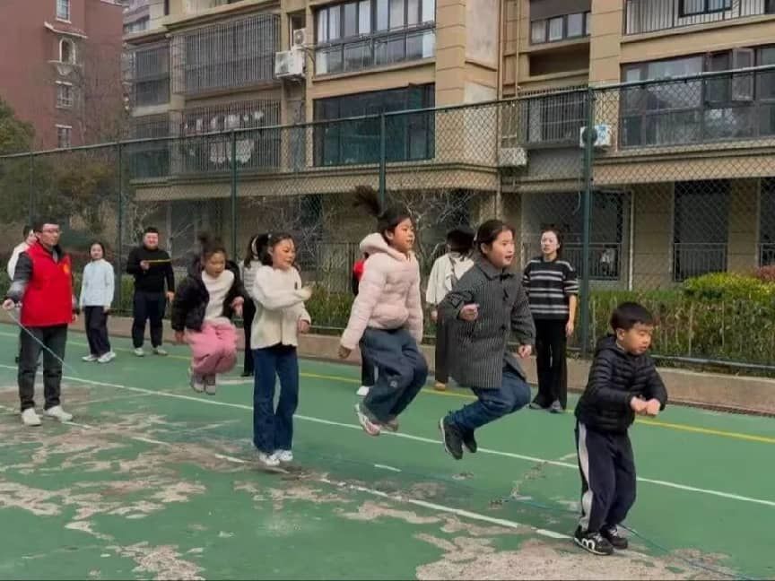 东台市东台镇：文明实践“春风行”多彩活动暖邻里(图24)